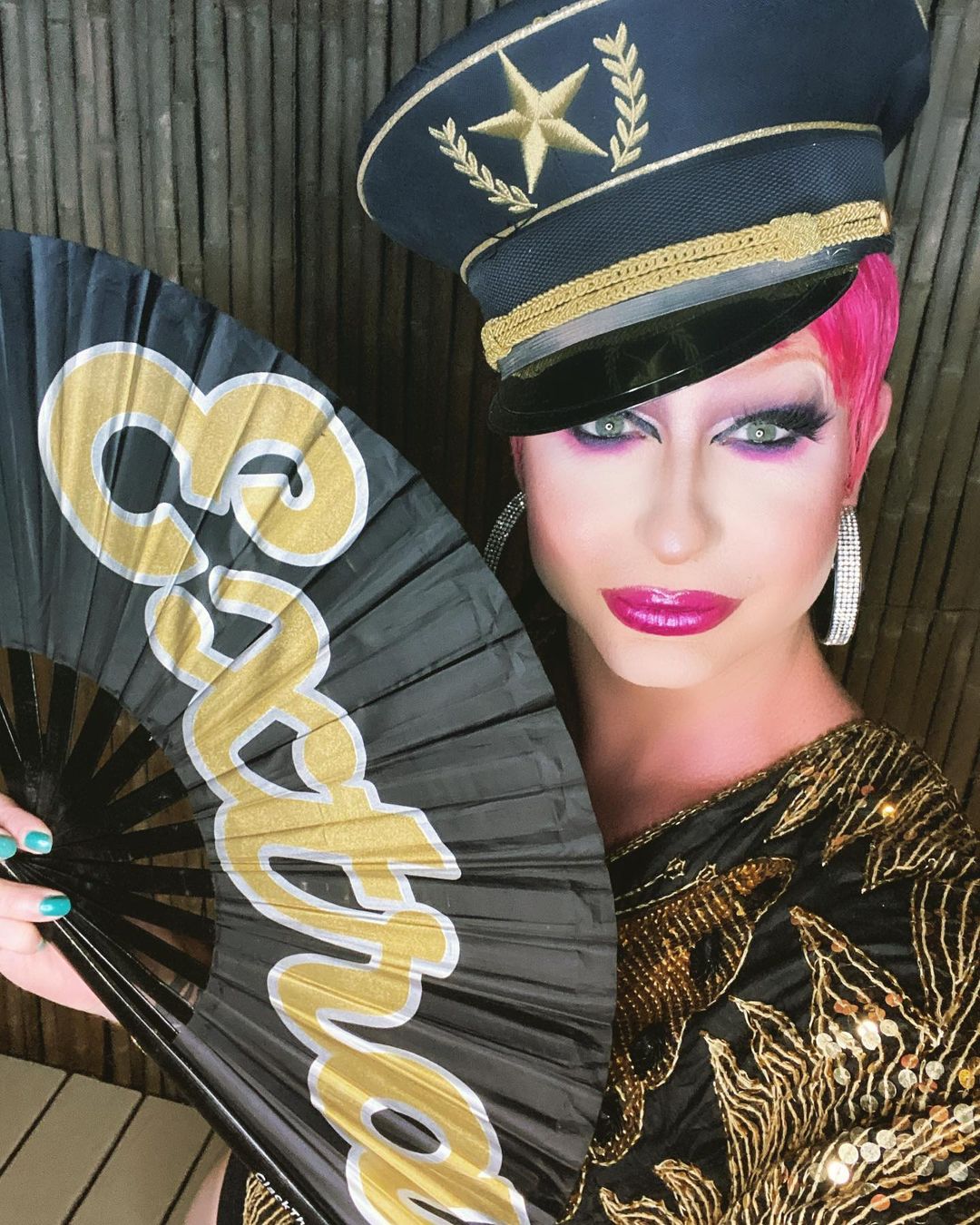 Who's That Queen? Phoenix | Draglicious